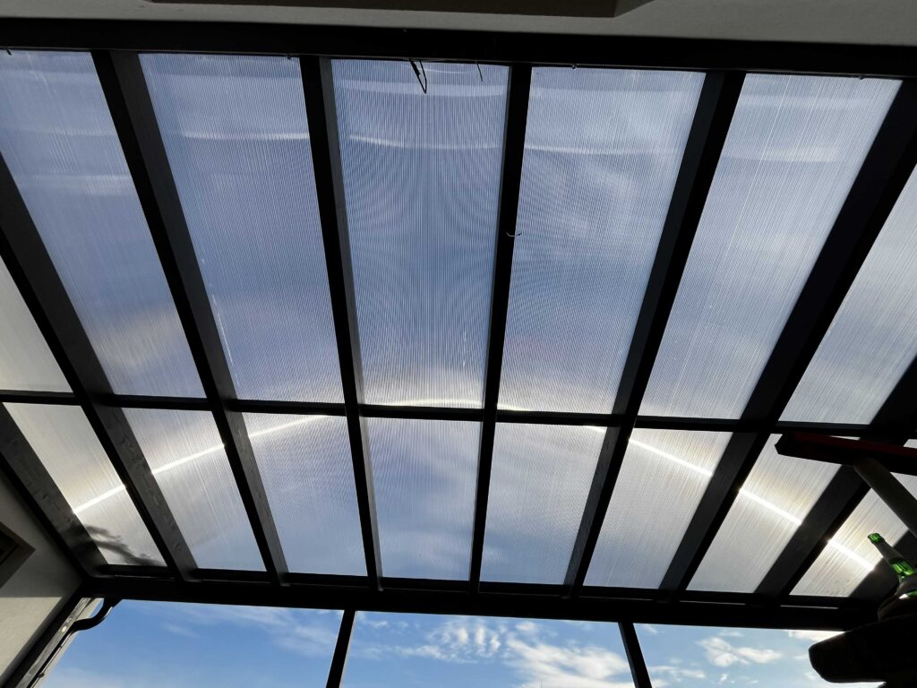 Ukázka pergoly s dutinkovým polykarbonátem